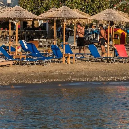 Ξενοδοχείο Plaza Nέα Στύρα