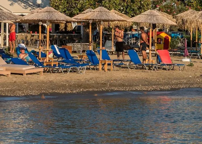 Ξενοδοχείο Plaza Nέα Στύρα